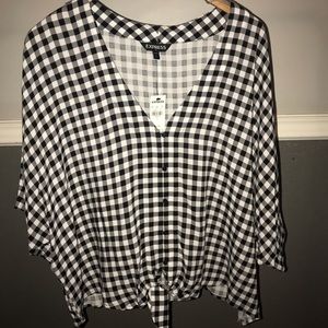 EXPRESS 🔲 GINGHAM FRONT TIE BLOUSE